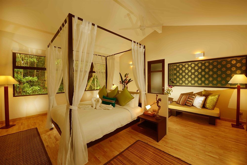 Ambong Rainforest Retreat Pantai Tengah  Eksteriør billede