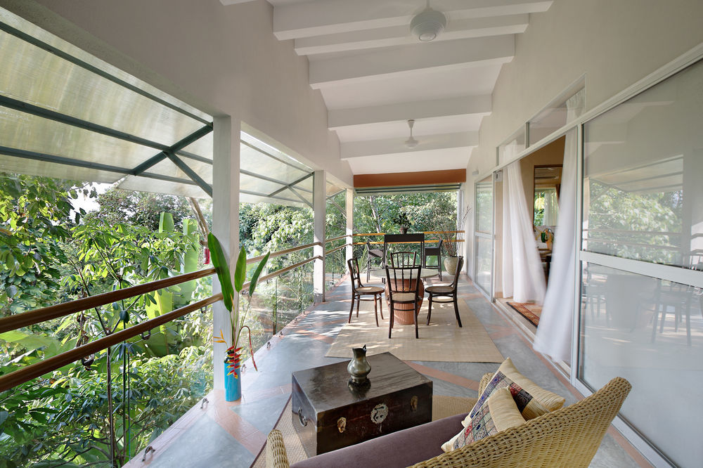 Ambong Rainforest Retreat Pantai Tengah  Eksteriør billede